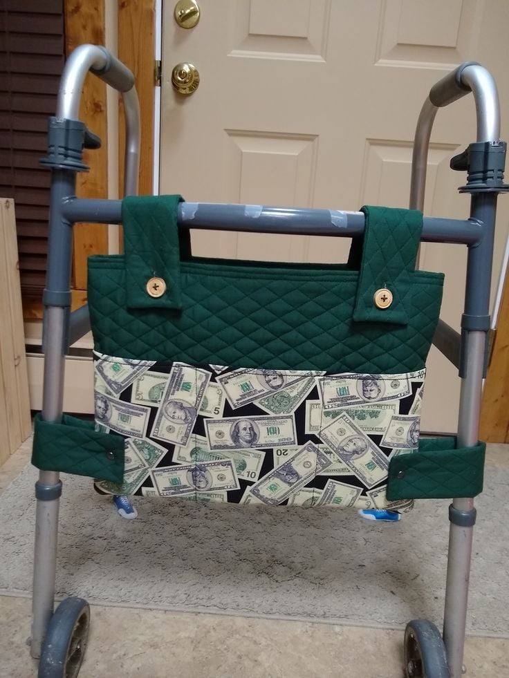 Walker-Bags-Handmade-Sewing-Projects-People-Actually-Buy